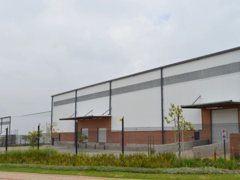 5,618m2 Logistics Warehouse To Let in Centralpoint, Samrand - Photo 2