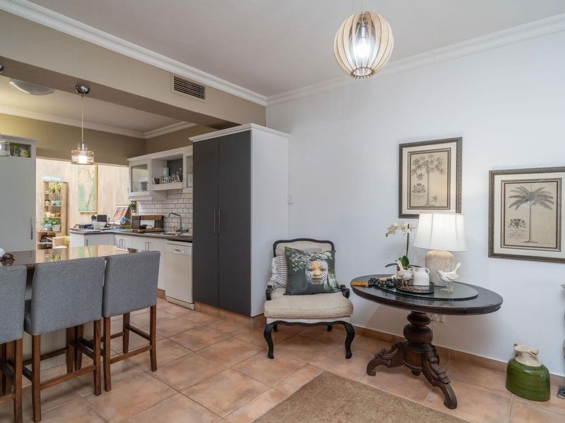 4 bed beachfront Townhouse For Sale in Umhlanga, KwaZulu Natal - Photo 9