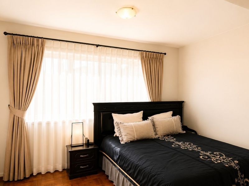 Quaint Bachelor Apartment with Garage in Bulwer For Sale - Photo 8