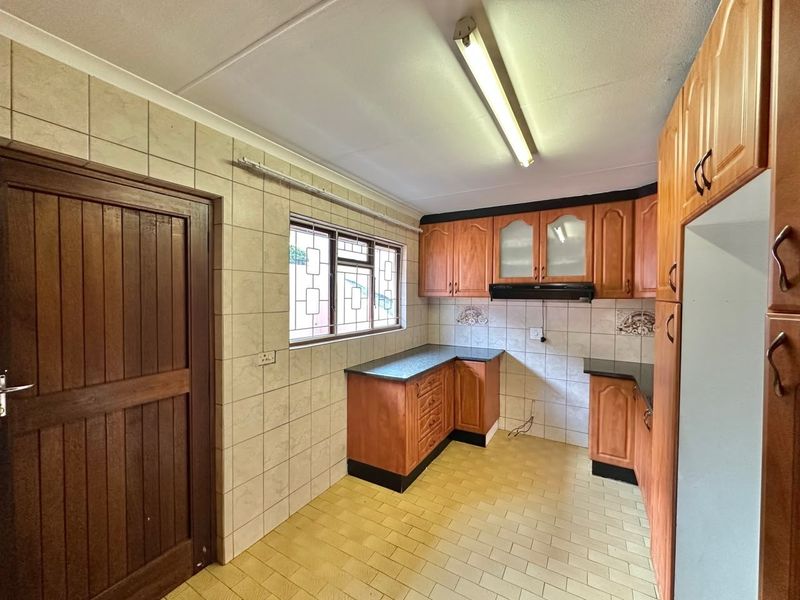 House For Rent in Newlands West, Durban, KwaZulu Natal - Photo 9