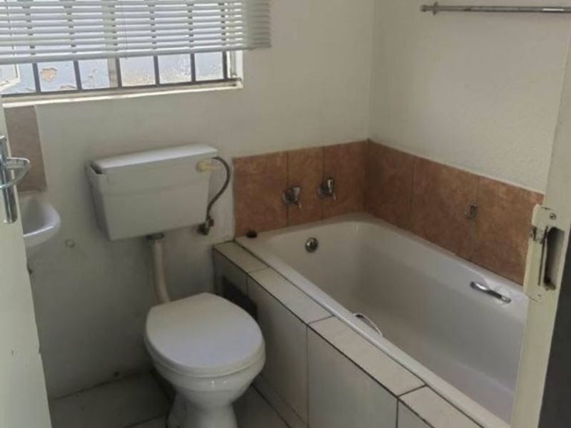 2 bedroom House To Rent in Mahube Valley Ext 24, Pretoria - Photo 7