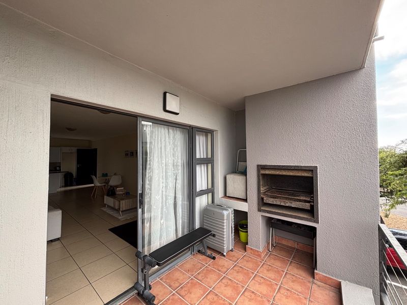 Apartment For Sale in Royal Ascot, Milnerton - Photo 5