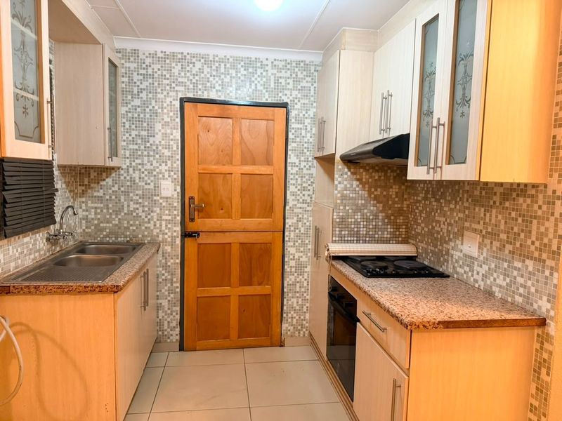 3 bedroom House To Rent in Mahube Valley, Pretoria - Photo 3