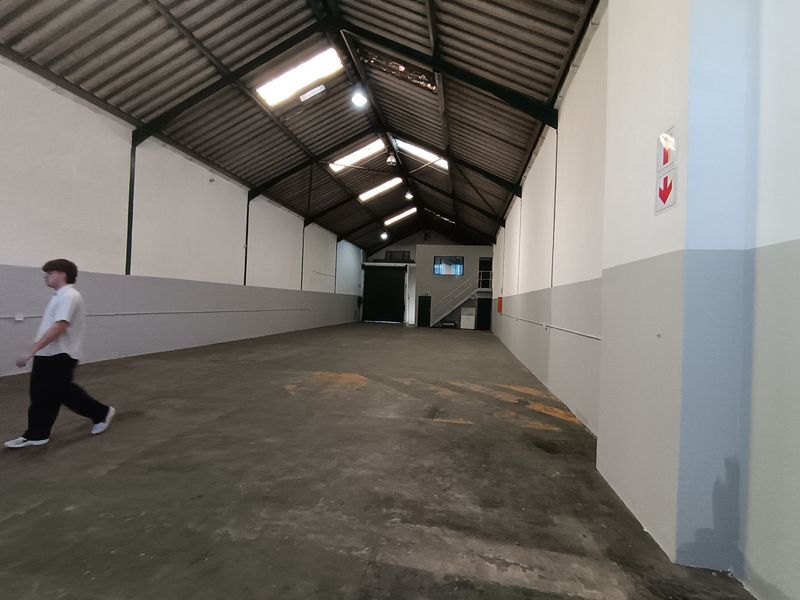 Warehouse To Rent in Durban North, KwaZulu Natal - Photo 7