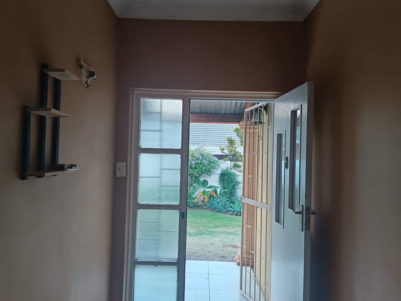 3 bedroom House To Rent in Silverton, Pretoria - Photo 1