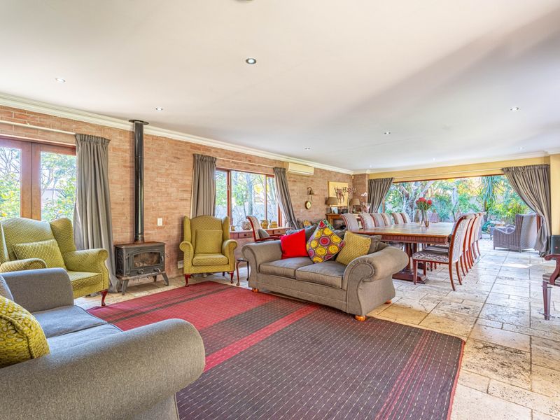 A Home That Entertains Beautifully. A Sanctuary That Feels Effortlessly Yours - Photo 9