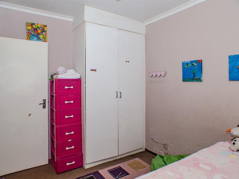 Lovely 3 Bedroom Duplex Cluster In Secure Complex - Photo 10