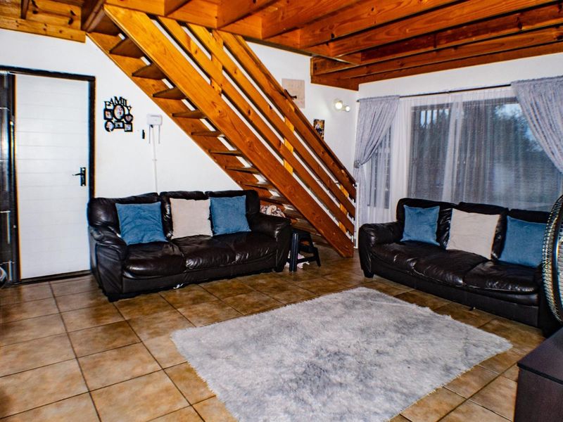 Lovely 3 Bedroom Duplex Cluster In Secure Complex - Photo 4