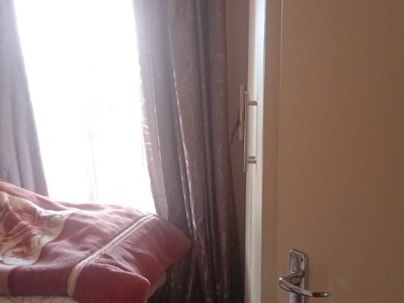 3 bedroom House For Sale in Mahube , Gemvalley ,Pretoria - Photo 10