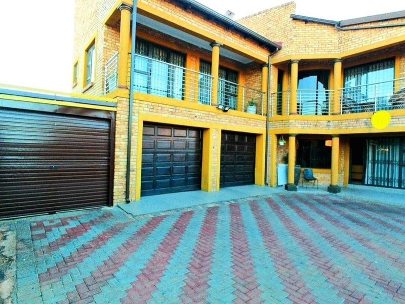 Extraordinary modern family house - Photo 2