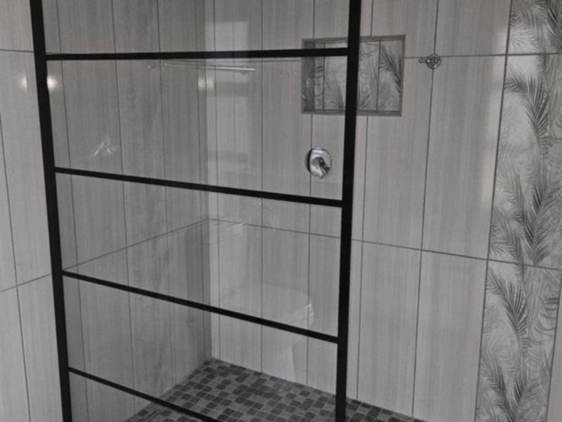 Spacious Living: 3-Bed, 2-Bath, Luxury Home in Bushveld.For Sale! - Photo 8