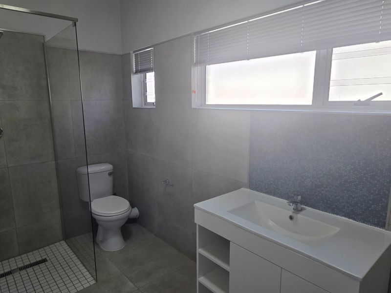 Stunning House for Sale in Panorama - Photo 10