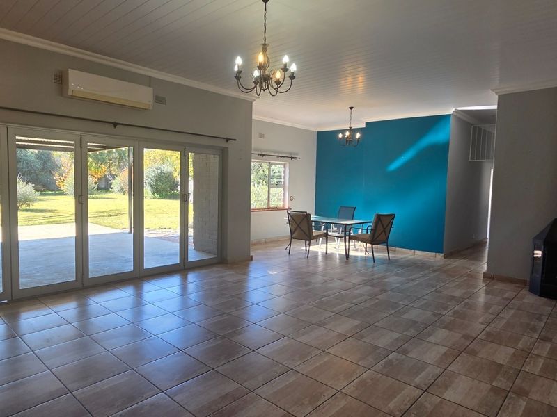 Stunning House for Sale in Panorama - Photo 4