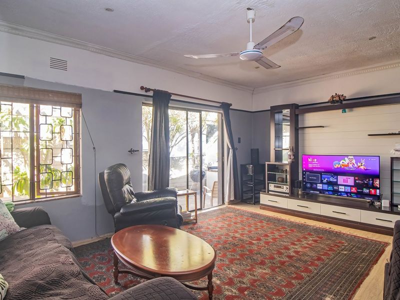 Coastal Luxury Living with Sea Views in Sheffield Beach - Photo 4
