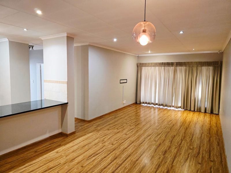 Townhouse For Sale in Monavoni, Centurion - Photo 9