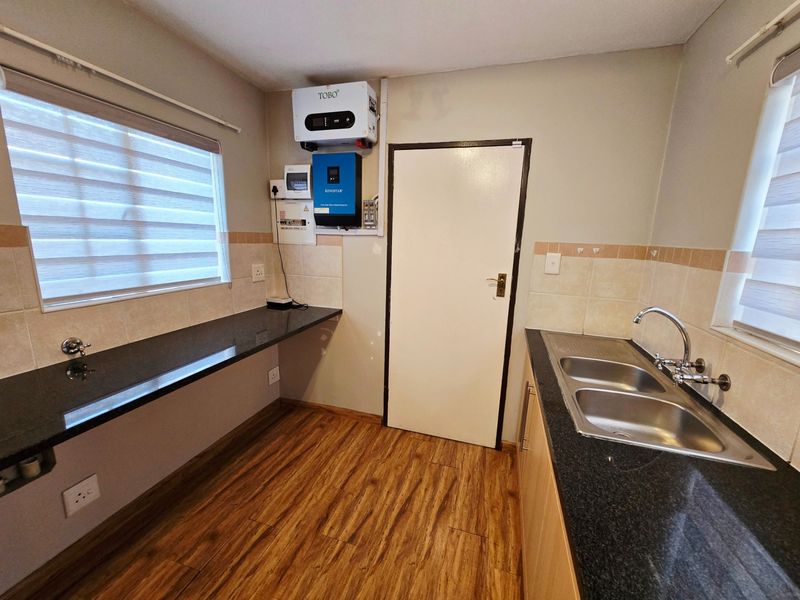 Townhouse For Sale in Monavoni, Centurion - Photo 5