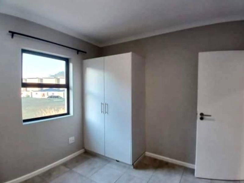 Elegant Ground Floor Apartment To Rent in Waterfall, Hillcrest, KwaZulu Natal - Photo 6