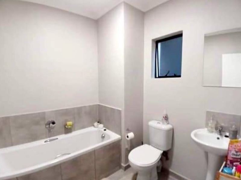 Elegant Ground Floor Apartment To Rent in Waterfall, Hillcrest, KwaZulu Natal - Photo 8