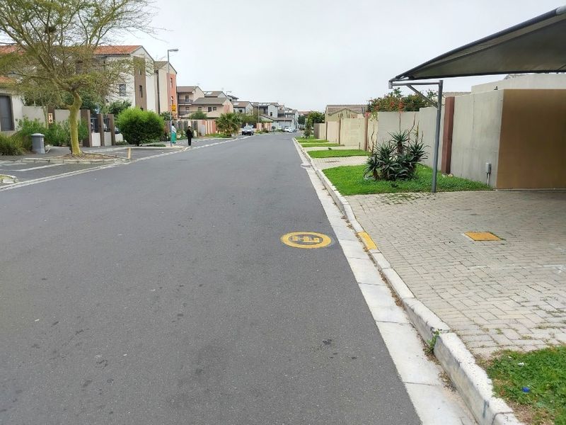 House To Rent in Parklands, Blouberg - Photo 2