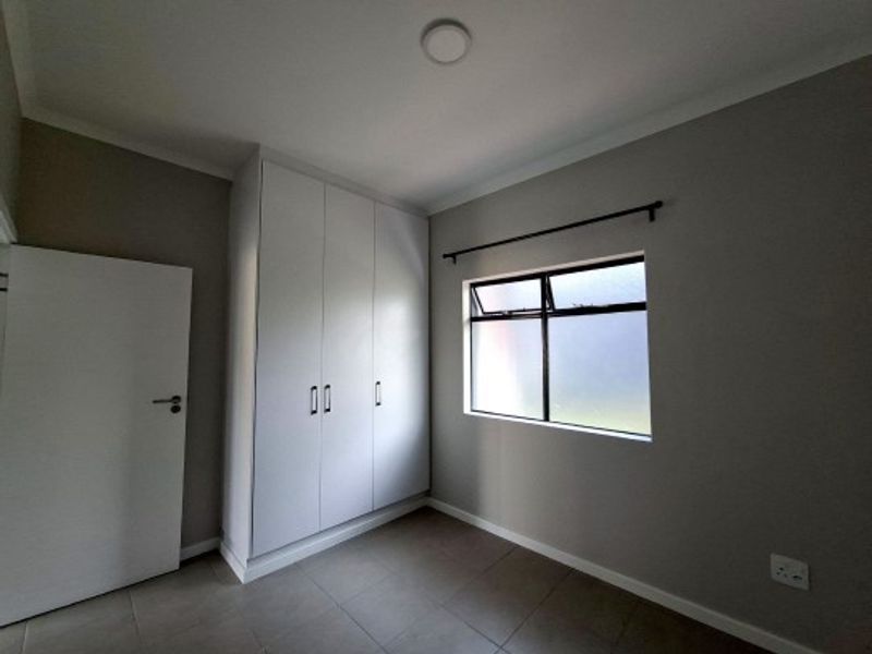 Modern Ensuite ApartmentTo Rent in Waterfall, Hillcrest, KwaZulu Natal - Photo 7
