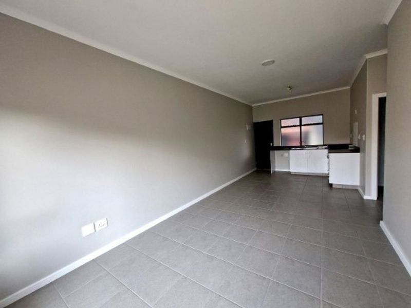 Modern Ensuite ApartmentTo Rent in Waterfall, Hillcrest, KwaZulu Natal - Photo 4