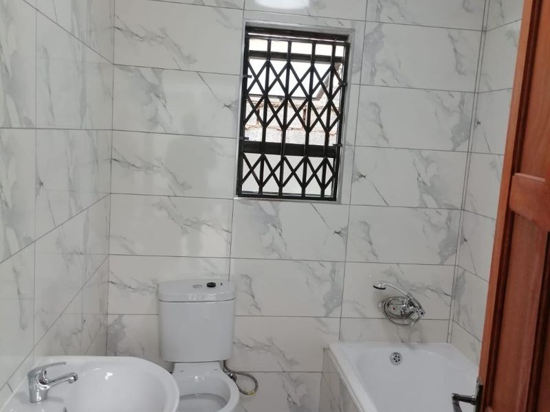 1 Room To Rent in Zola, Soweto - Photo 2