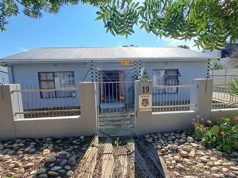 3 Bedroom House For Sale in Dalsig, Malmesbury - Photo 2