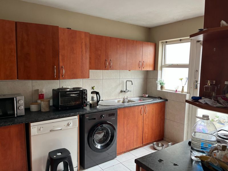 2 Bedroom Townhouse For Sale On Woodbridge Island - Photo 1