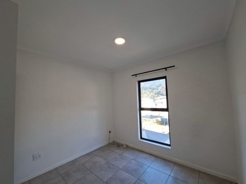 Modern Living Apartment to rent in Waterfall, Hillcrest, KwaZulu Natal - Photo 7