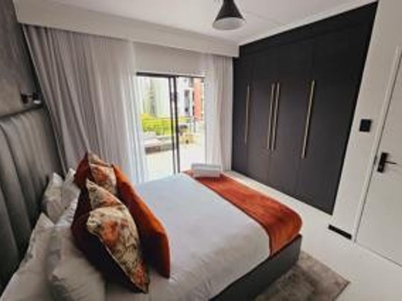 Complex To Rent in Fourways, Sandton - Photo 9