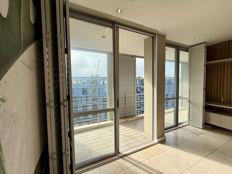 Spacious One Bedroom Apartment in Harbour Bridge - Photo 4