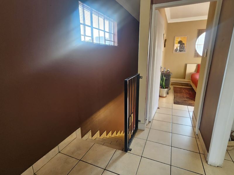 Charming 2-Bedroom Duplex to Let in Brakpan North - Photo 5