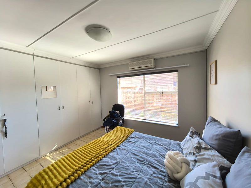 Your Modern Lock-Up-and-Go Sanctuary Awaits in New Park, Kimberley - Photo 9