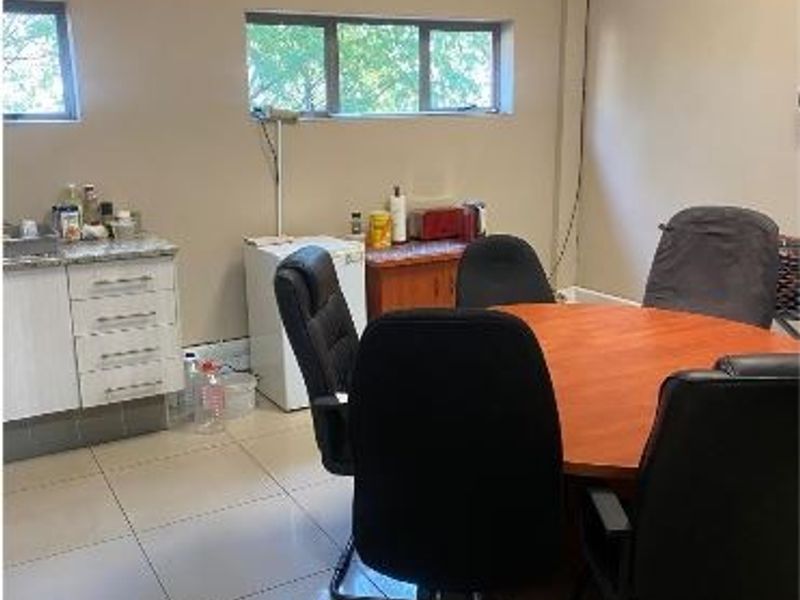 Commercial Property To Rent in Witkoppen and Newmarket Road, North Riding, Randburg - Photo 7