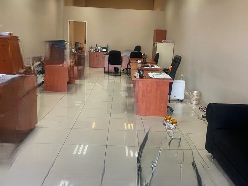 Commercial Property To Rent in North Riding, Randburg - Photo 4