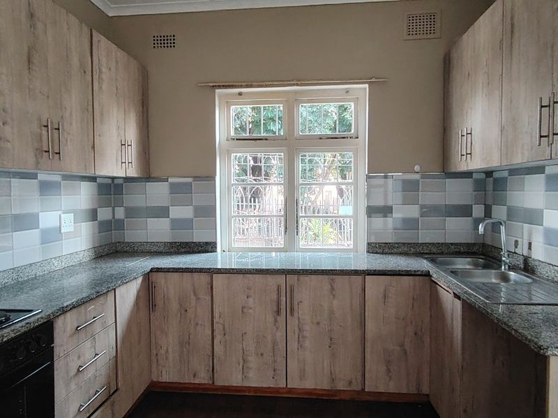 Townhouse For Sale in Musgrave, Durban, KwaZulu Natal - Photo 5