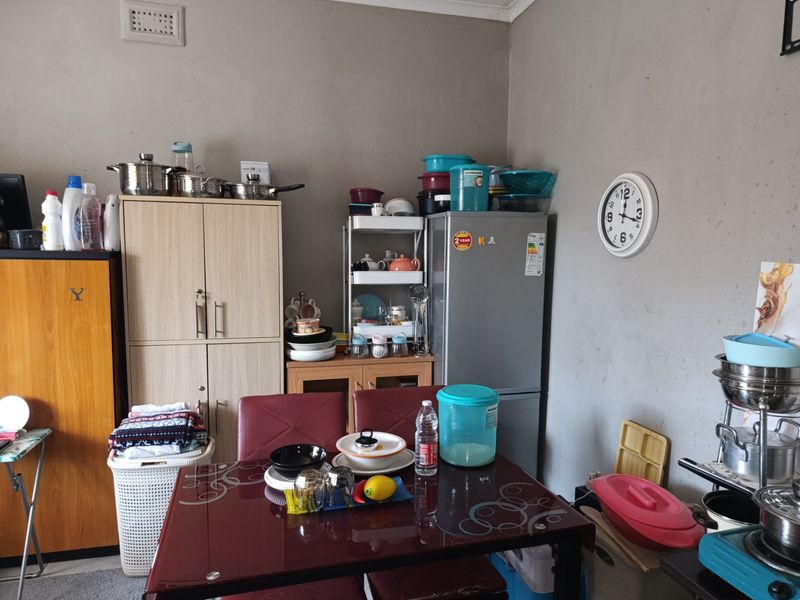 13 Unit House For Sale in Brixton, Johannesburg - Photo 10