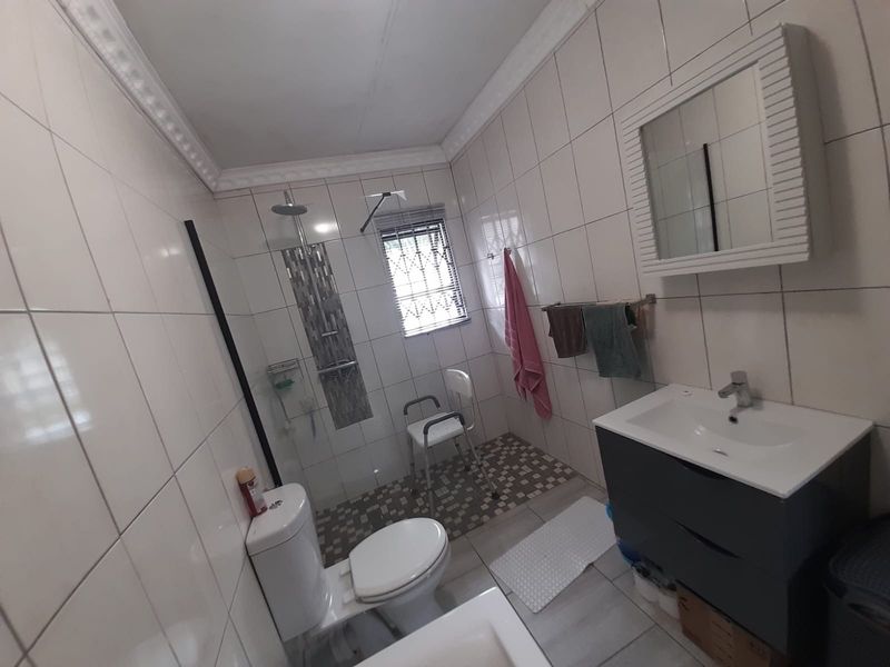 House For Sale in West Acres Nelspruit - Photo 7