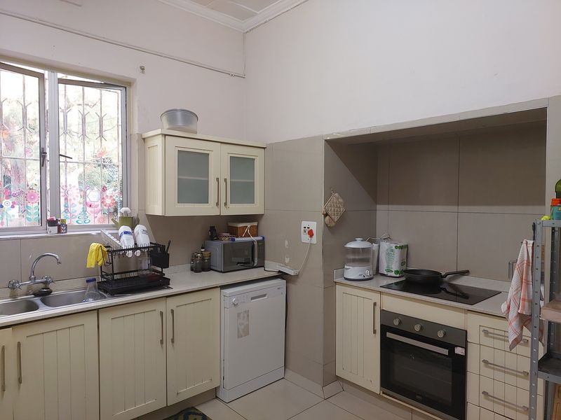 Apartment To Rent in Glenwood, Durban, KwaZulu Natal - Photo 7