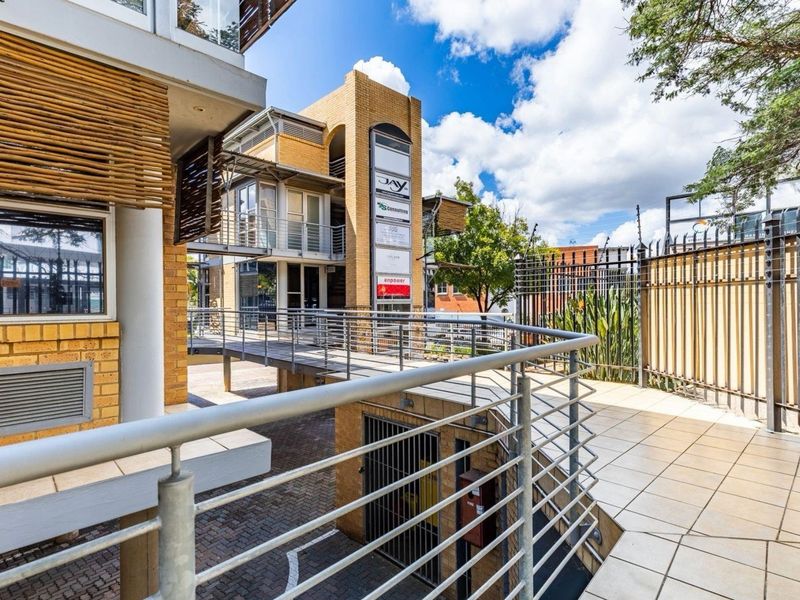 Prime A- Grade Commersial Office Building  (Fully Tenanted) - Photo 8