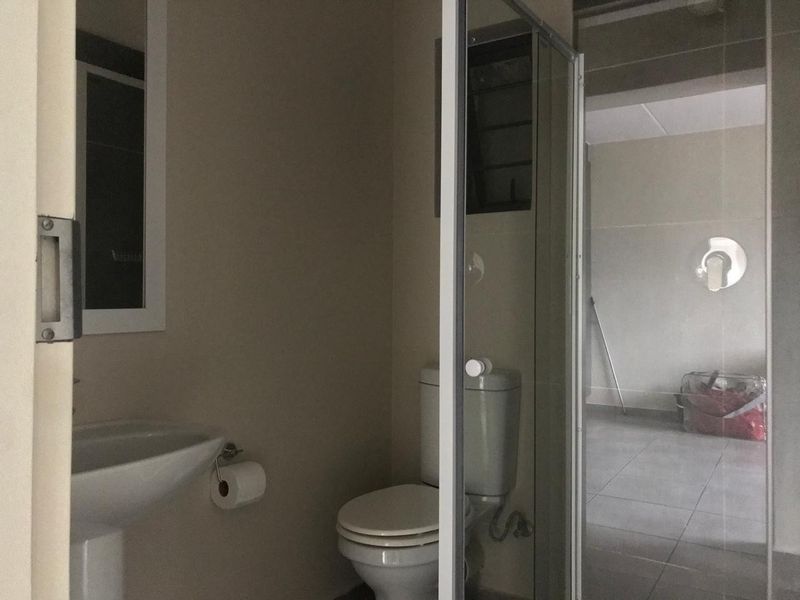 Ground Floor 2-Bedroom Apartment in Waterfall Ridge, Vorna Valley - Photo 10