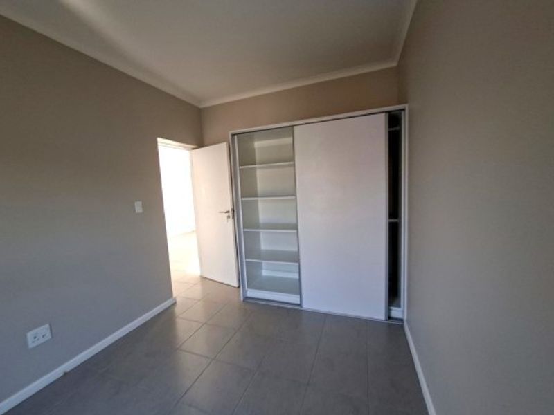 Stylish Apartment To Rent in Waterfall, Hillcrest, KwaZulu Natal - Photo 8