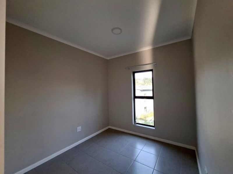 Stylish Apartment To Rent in Waterfall, Hillcrest, KwaZulu Natal - Photo 7