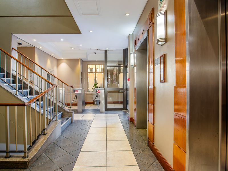 Commercial Office for Sale - 27 m2 | Second Floor | The Towers, Paarl - Photo 5