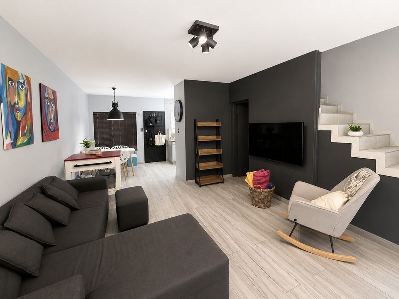 Stunning 2 Bedroom Duplex for Sale in Annlin - Photo 1