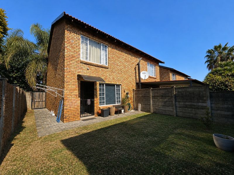 Stunning 2 Bedroom Duplex for Sale in Annlin - Photo 2