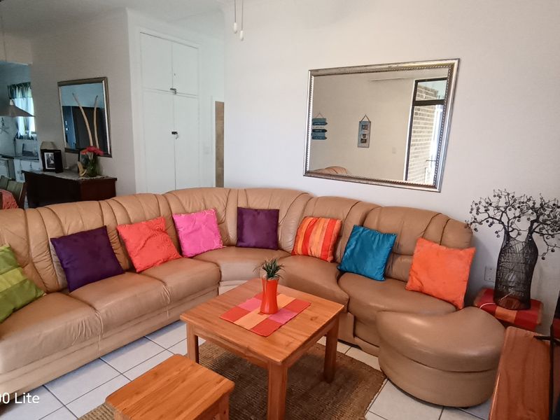 Apartment with coastal charm, St Michaels On Sea, KZN - Photo 7