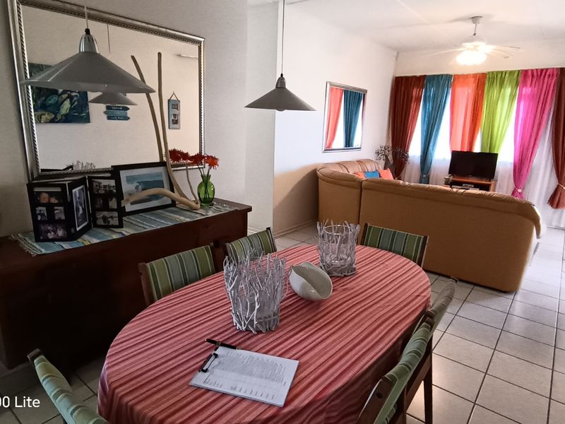 Apartment with coastal charm, St Michaels On Sea, KZN - Photo 4