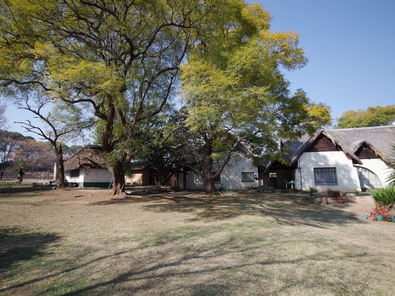 Farm For Sale in Nooitgedacht, Krugersdorp - Photo 1