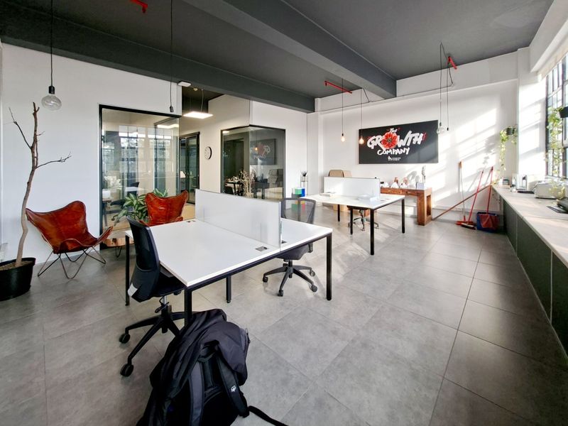 95m2 Second Floor Office/Studio Space at Woodstock Exchange - Photo 8